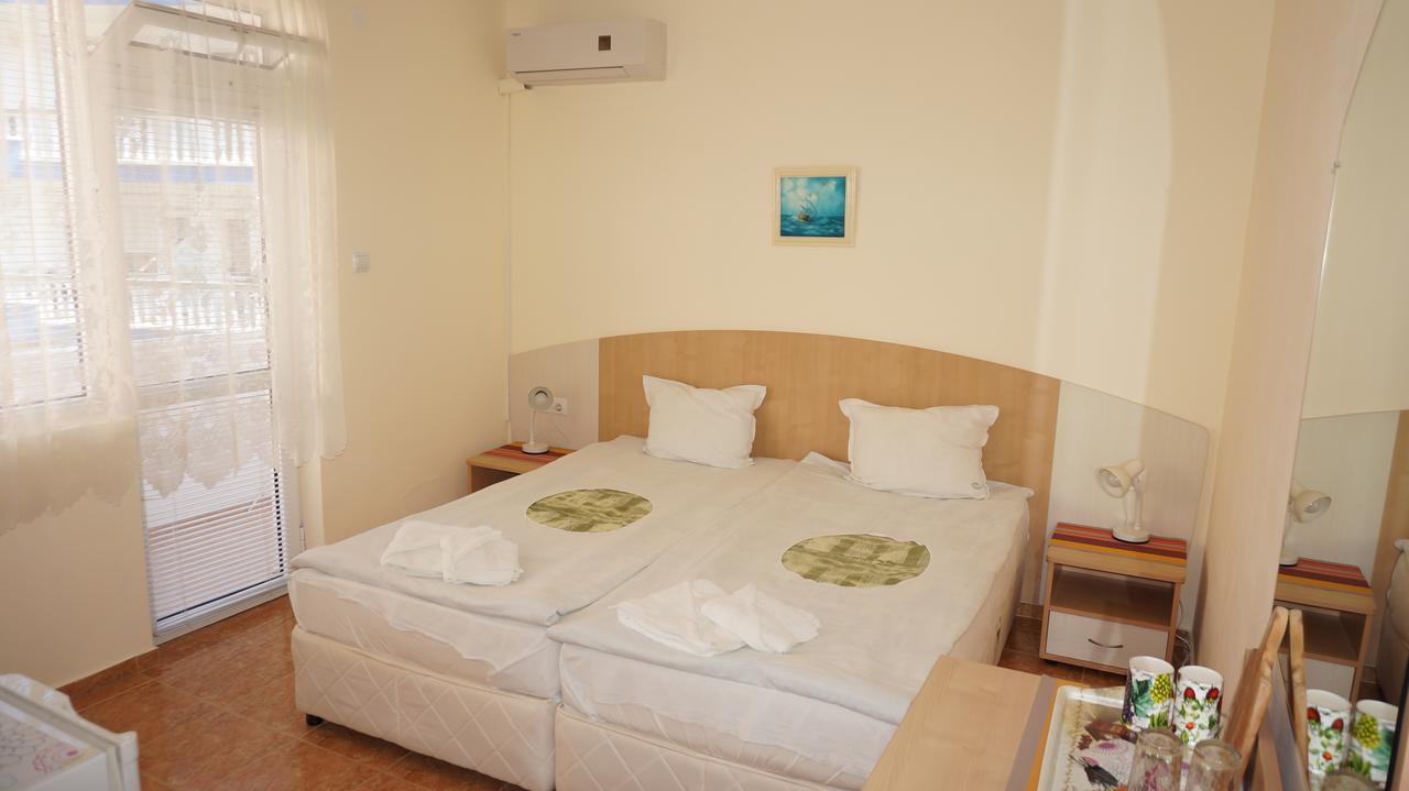 פרימורסקו Borko Guest House מראה חיצוני תמונה
